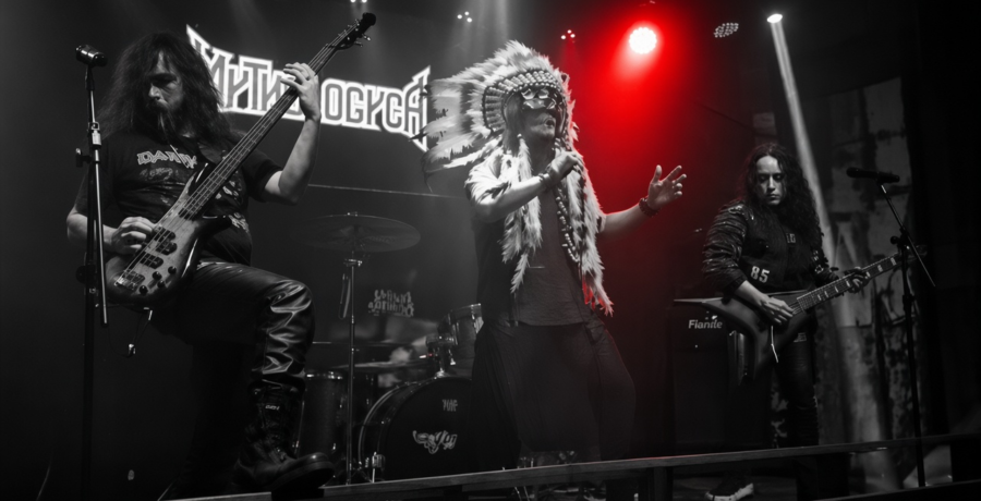 O que ninguém vê por trás de um show de banda autoral